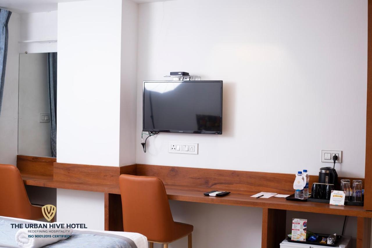 The Urban Hive Hotel Белґаум Екстер'єр фото