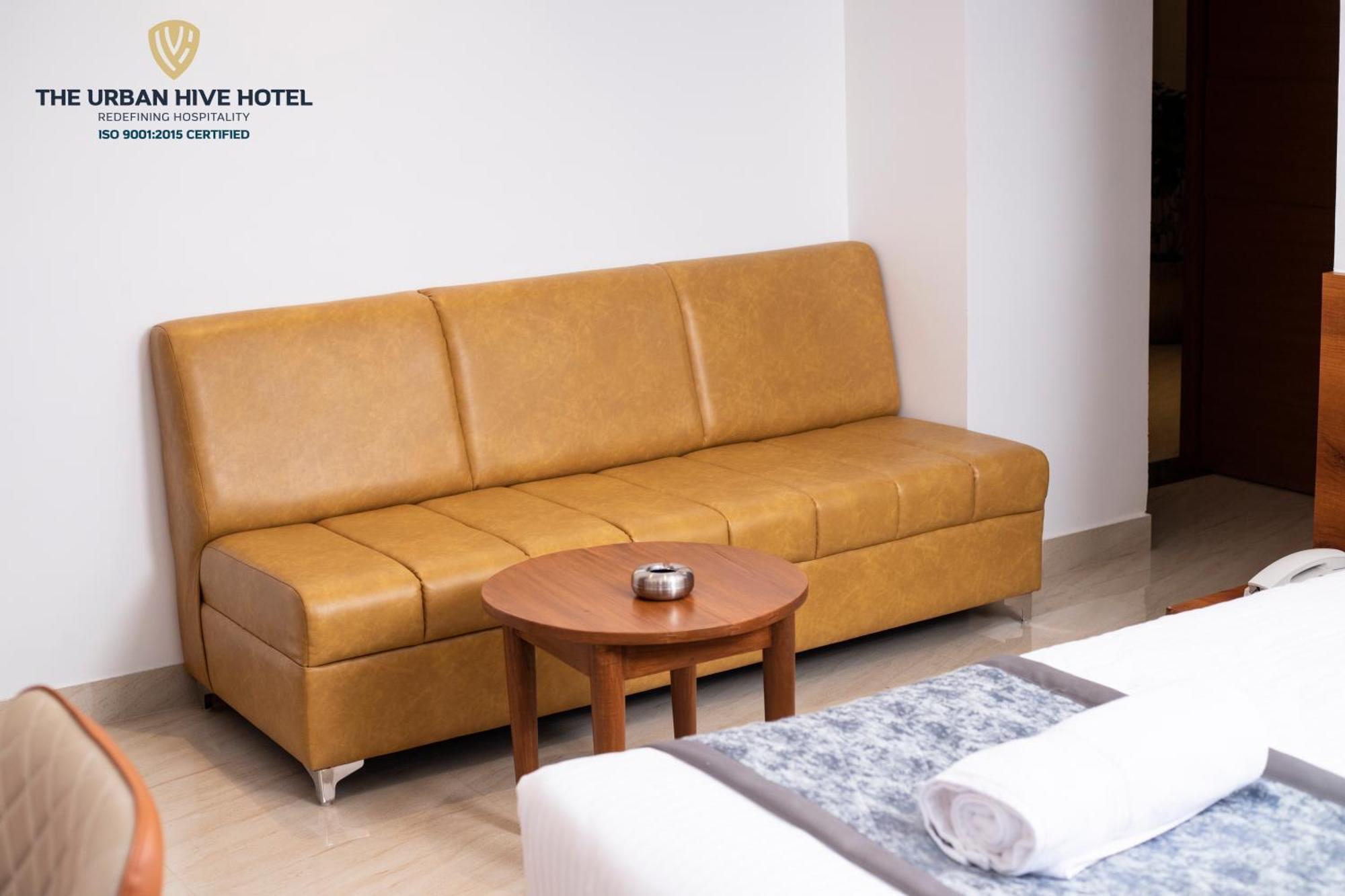 The Urban Hive Hotel Белґаум Екстер'єр фото
